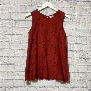 Max studio specialty products Elegant Red Lace Tank Top